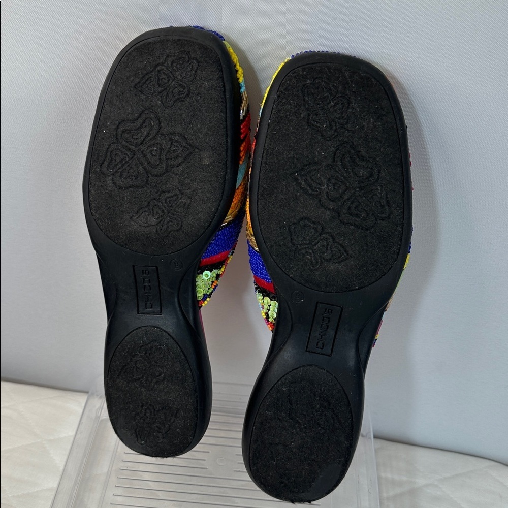 Chico's Key Largo Women Size 9 M Artsy Bold Beaded Sequins Mules Flat Slip On - Picture 4 of 5